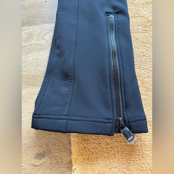 NWT GOLDBERGH Pippa belted flared ski pants - Picture 16 of 16